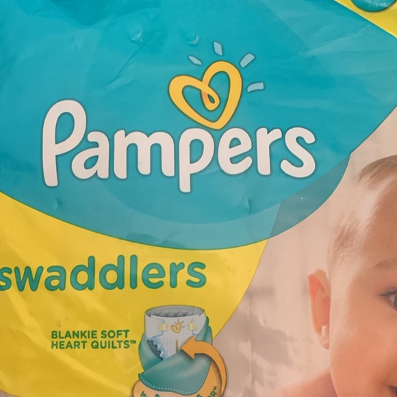 Diapers - Picture 3 of 4